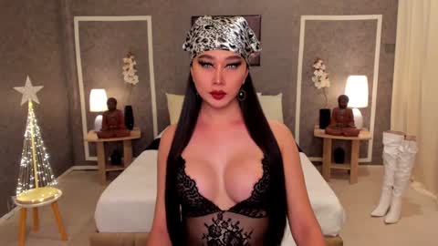 WET AND WILD YHANNA online show from December 8, 2024, 1:58 pm