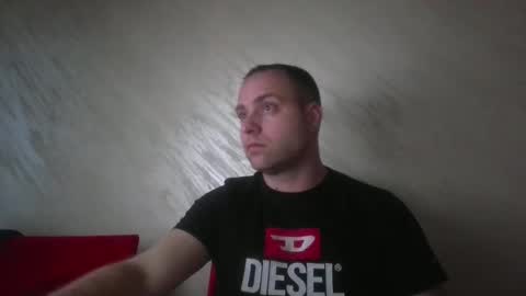 shmele_04 online show from January 18, 2025, 3:05 pm