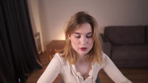 Agatha online show from September 14, 2025, 1:10 pm