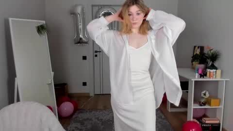 Agatha online show from October 10, 2025, 1:32 pm