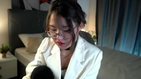 Naomi online show from April 2, 2026, 11:08 am