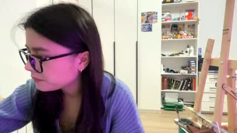 Marie online show from April 22, 2026, 12:18 pm