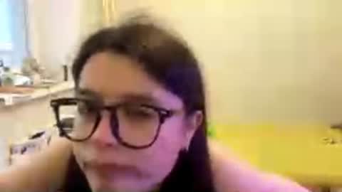 Marie online show from June 13, 2026, 2:37 pm
