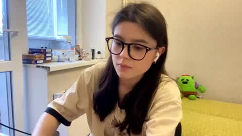 Marie online show from June 16, 2026, 2:30 pm