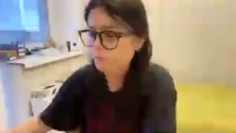 Marie online show from June 20, 2026, 2:20 pm