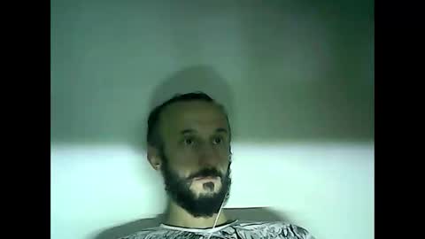 shooter_coool online show from December 4, 2024, 6:39 pm
