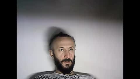 shooter_coool online show from January 1, 2025, 8:37 pm