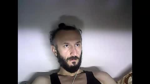 shooter_coool online show from February 2, 2025, 5:37 pm