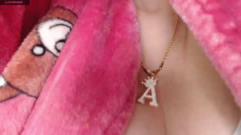 Snapshot of shopiagarcia_ chatting on January 16, 2025, 3:34 am lamai online show from January 16, 2025, 3:34 am