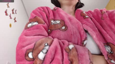 Snapshot of shopiagarcia_ chatting on January 19, 2025, 2:36 am lamai online show from January 19, 2025, 2:36 am