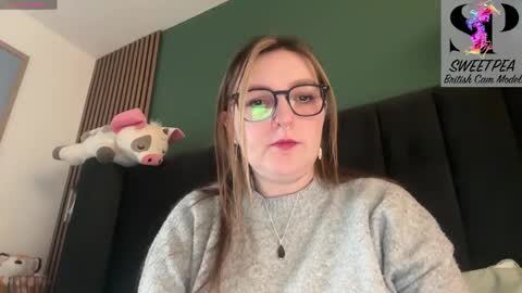 short sweetpea online show from February 8, 2026, 2:53 pm