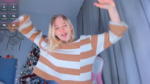 Snapshot of showmejenny chatting on January 2, 2025, 2:57 pm jennywoody online show from January 2, 2025, 2:57 pm