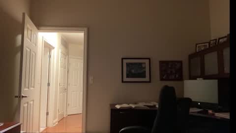 Snapshot of showmet chatting on September 28, 2025, 3:45 am Chicago Guy online show from September 28, 2025, 3:45 am