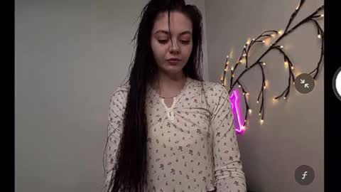 showviolet online show from February 11, 2026, 7:24 am