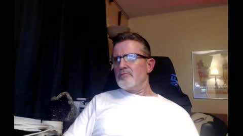 shrewtamer online show from February 25, 2025, 4:57 am