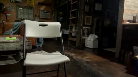 shrimp_stuck online show from September 27, 2025, 7:13 am