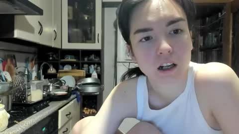 Snapshot of shtuchka2000 chatting on March 15, 2026, 8:15 pm shtuchka2000 online show from March 15, 2026, 8:15 pm