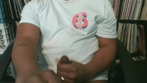 SHY333 online show from February 12, 2026, 6:03 pm