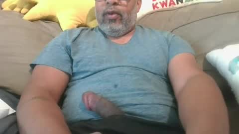 SHY333 online show from June 17, 2026, 1:34 pm