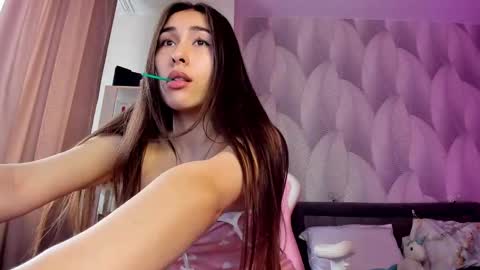 Snapshot of shy_bambiii chatting on January 20, 2025, 6:21 am Mika online show from January 20, 2025, 6:21 am