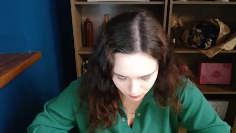 Snapshot of shy_lil chatting on October 14, 2025, 1:23 pm shy_lil online show from October 14, 2025, 1:23 pm