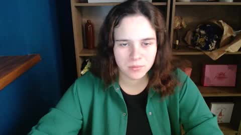 Snapshot of shy_lil chatting on October 21, 2025, 2:29 pm shy_lil online show from October 21, 2025, 2:29 pm