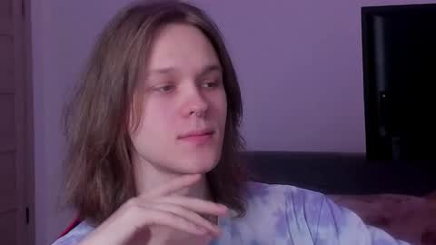 Mark online show from September 17, 2025, 12:29 pm