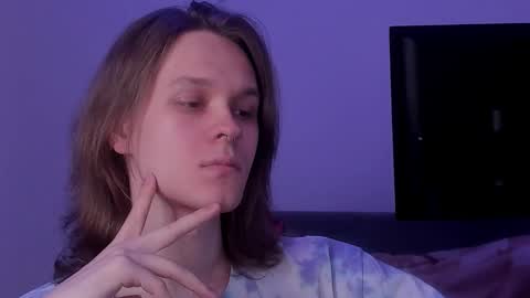 Mark online show from September 18, 2025, 11:34 am