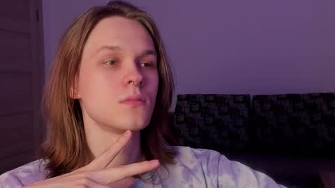 Mark online show from October 9, 2025, 10:02 am