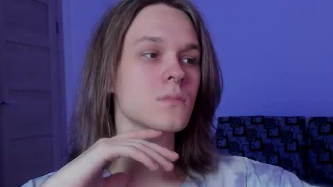 Mark online show from October 16, 2025, 11:44 am