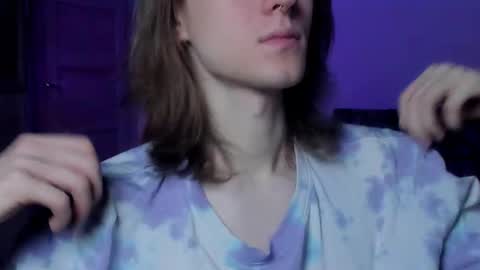 Mark online show from October 31, 2025, 9:05 pm