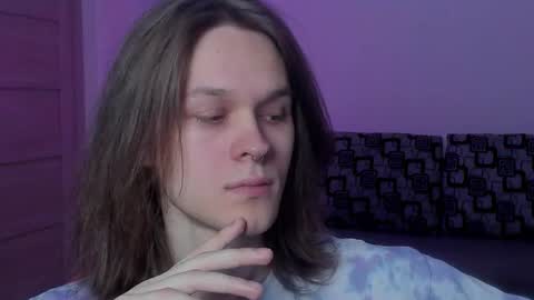 Mark online show from November 1, 2025, 11:34 am