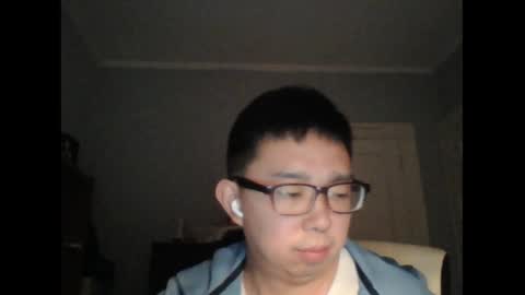 shyasianboyy online show from March 28, 2026, 5:51 am