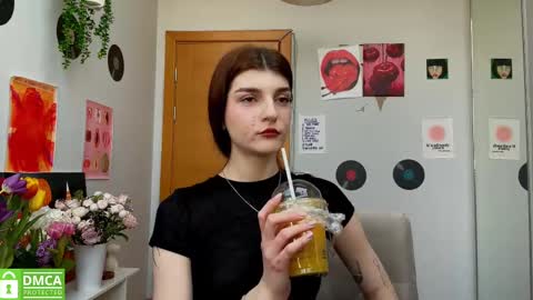 Bella online show from March 11, 2025, 7:58 am