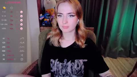 Effie online show from December 3, 2025, 8:23 am