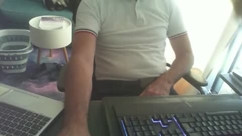 shyfrenchcock online show from June 1, 2026, 12:29 pm