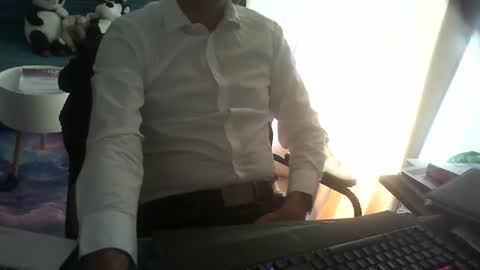 shyfrenchcock online show from June 8, 2026, 7:42 am