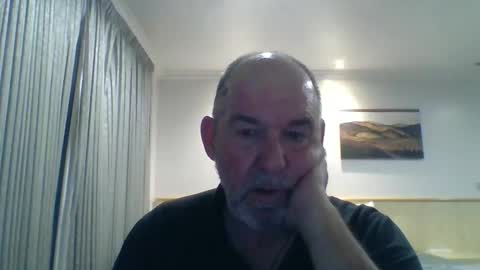 Snapshot of shyguytm chatting on October 13, 2025, 6:13 am shyguytm online show from October 13, 2025, 6:13 am