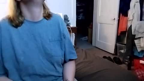 Snapshot of shylee538825 chatting on October 12, 2025, 12:42 am shylee538825 online show from October 12, 2025, 12:42 am