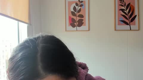 shylittlebunny online show from May 7, 2026, 3:28 pm