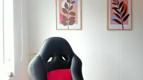 shylittlebunny online show from June 4, 2026, 3:29 pm