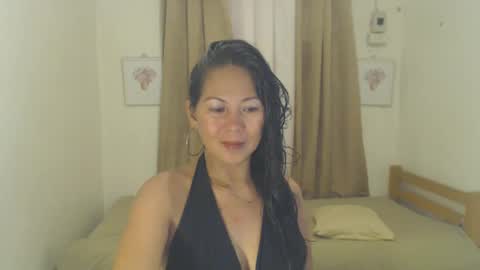 shyn_ann online show from February 12, 2025, 5:37 am