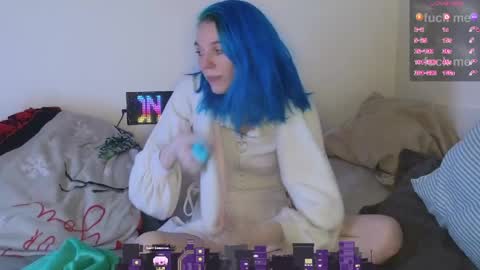 Snapshot of shyohiogirl chatting on April 11, 2026, 11:42 pm Hippie online show from April 11, 2026, 11:42 pm