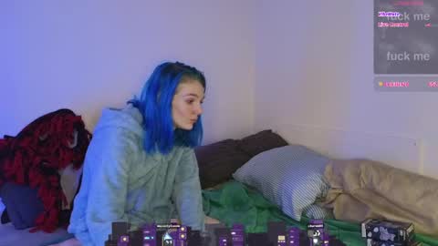 Snapshot of shyohiogirl chatting on April 13, 2026, 4:45 pm Hippie online show from April 13, 2026, 4:45 pm