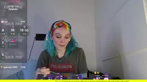 Snapshot of shyohiogirl chatting on June 7, 2026, 12:20 pm Hippie online show from June 7, 2026, 12:20 pm