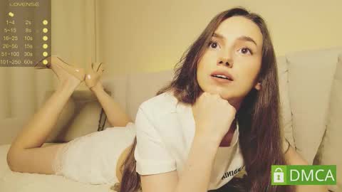 Snapshot of shypeachmaru chatting on March 12, 2026, 9:32 pm Mary online show from March 12, 2026, 9:32 pm