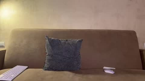 Amelia online show from February 15, 2026, 7:10 pm