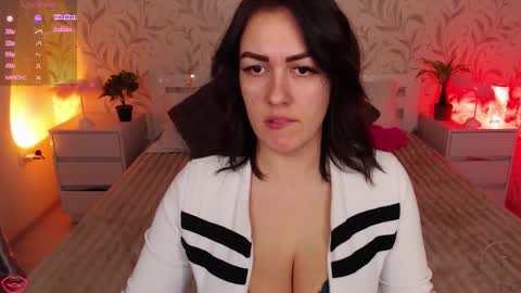 Mila  online show from February 26, 2026, 7:35 pm