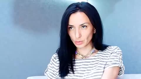 Siaconna online show from May 10, 2026, 10:09 am