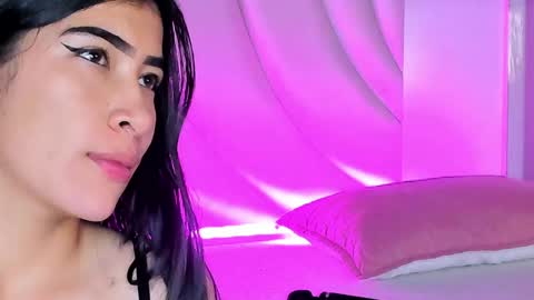 Snapshot of siara_lewis_ chatting on May 16, 2026, 12:07 am Siara and Zoe tattoo online show from May 16, 2026, 12:07 am